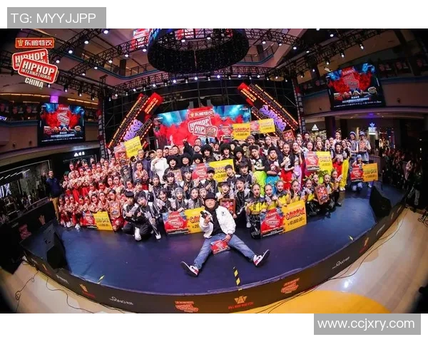 杭州街舞队在世界攀岩锦标赛中的精彩技术表现与赛场亮点分析